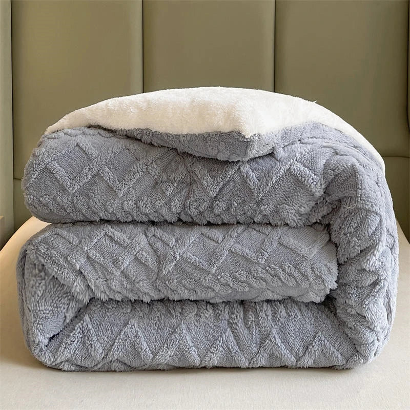Thick Plush Bed Blanket – Faux Lamb Fleece Winter Comfort