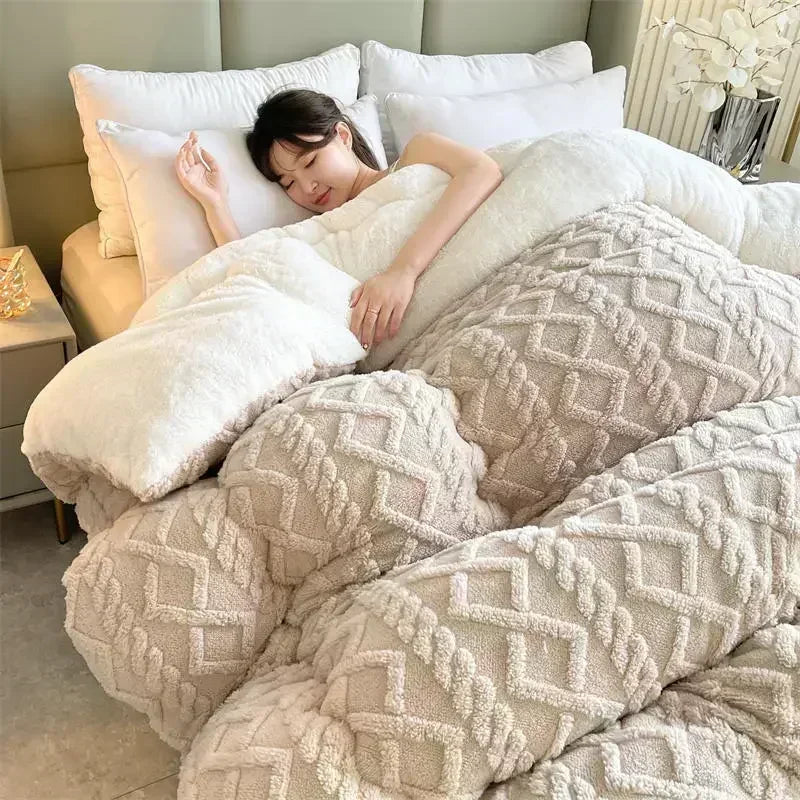 Thick Plush Bed Blanket – Faux Lamb Fleece Winter Comfort