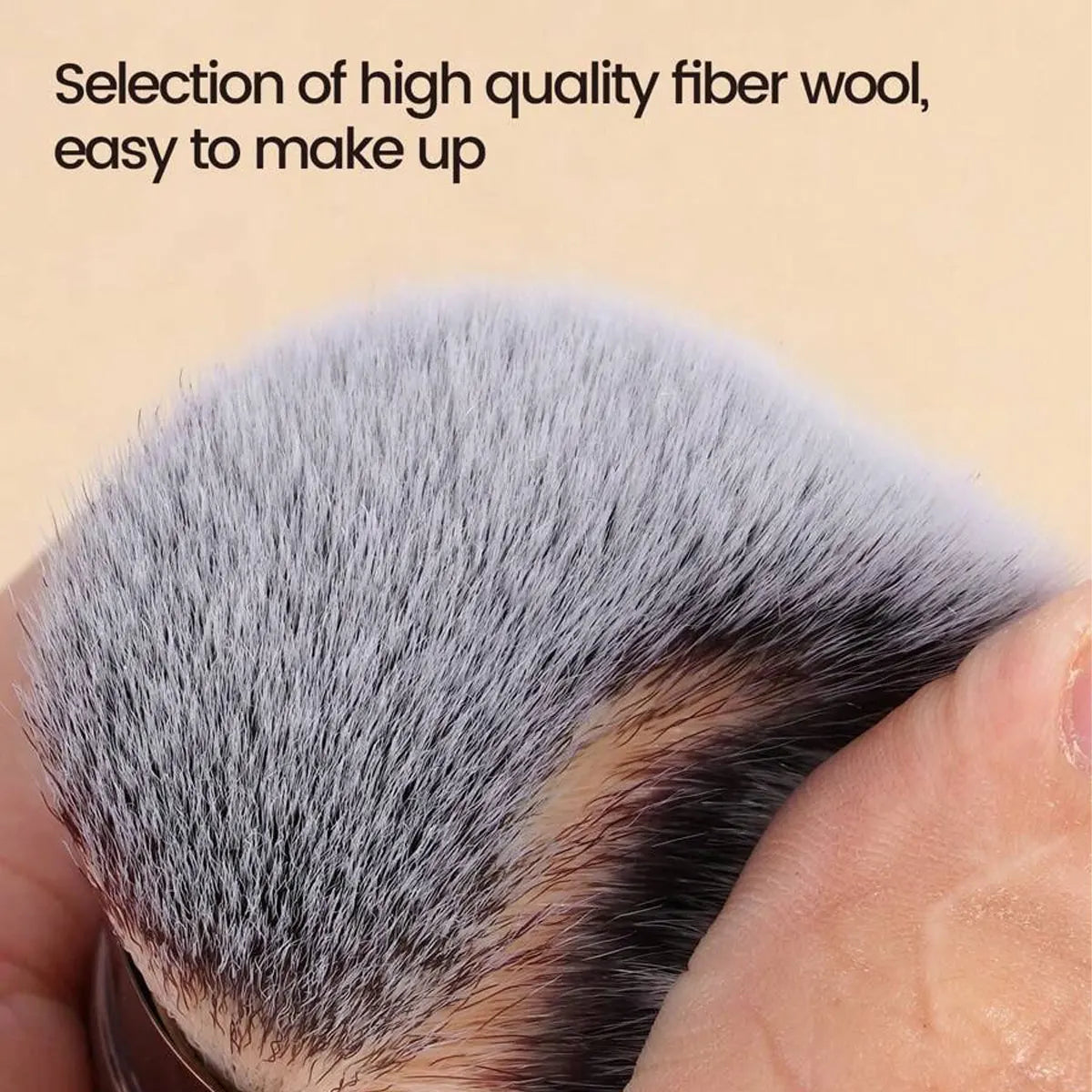 Retractable Professional Face Makeup Brush — Ultra-Soft Blush & Powder