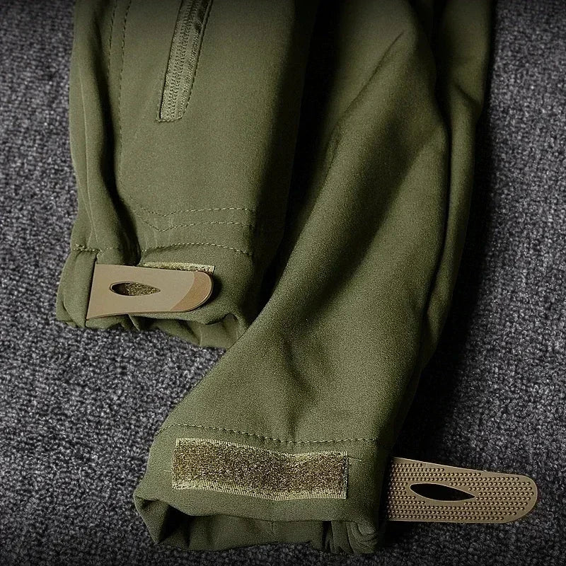 Men's Camo Waterproof Tactical Jacket & Fleece Pants Set – Winter Hunting Outdoor 2-Piece