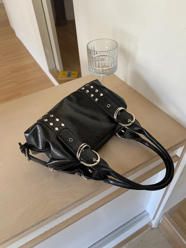 Women's Rivet PU Leather Motorcycle Shoulder Bag – Hot Girl Underarm Handbag in Black & White
