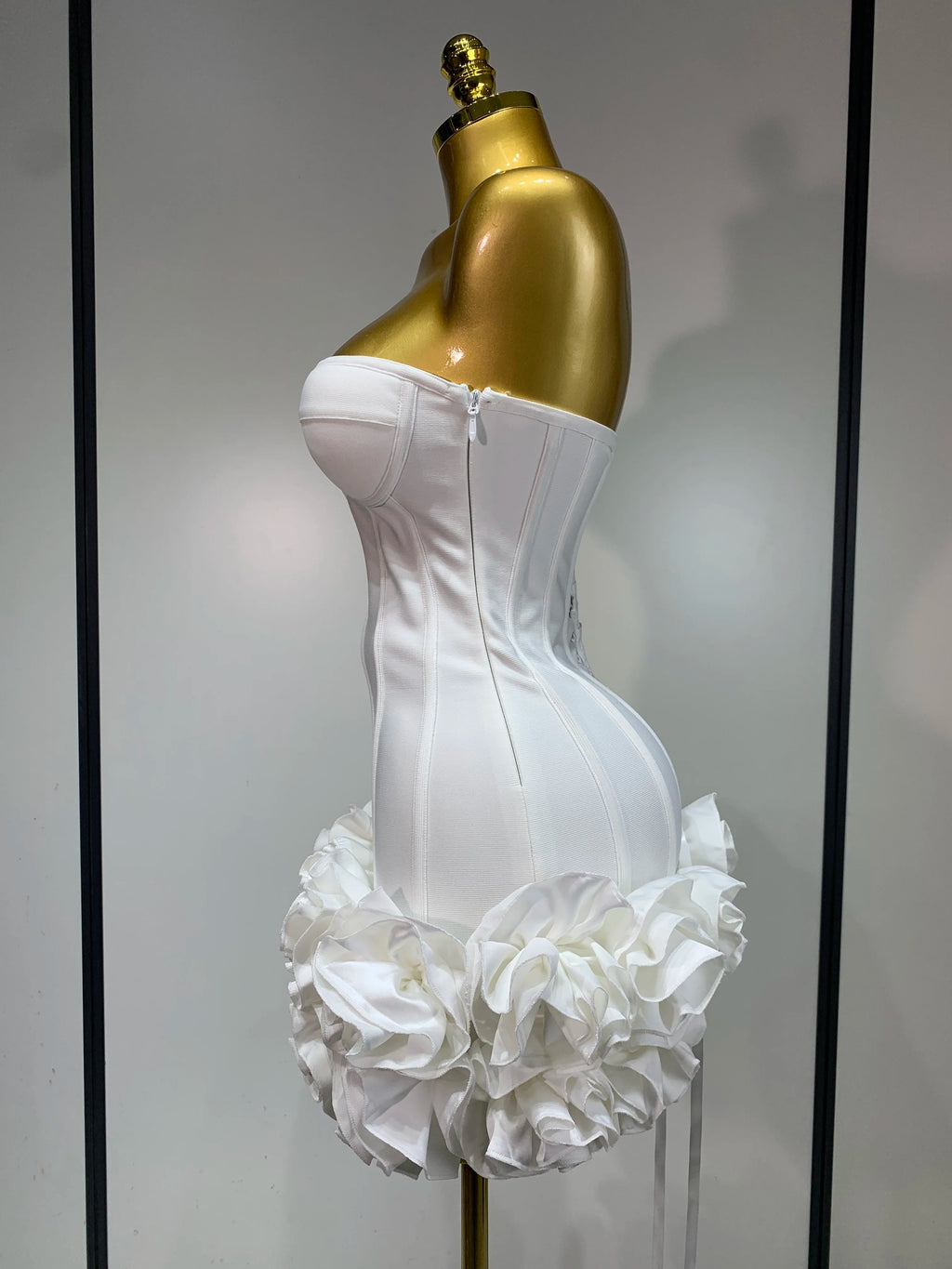Flower Embellished Strapless Bandage Mini Dress — Backless Bodycon Celebrity Party Dress