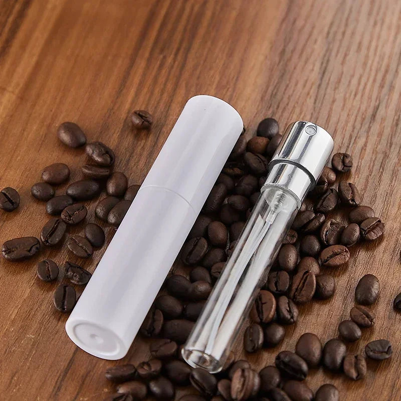 Coffee Beans Dosing Cup with Spray Humidifier — Anti-Static Espresso Grinder Accessory