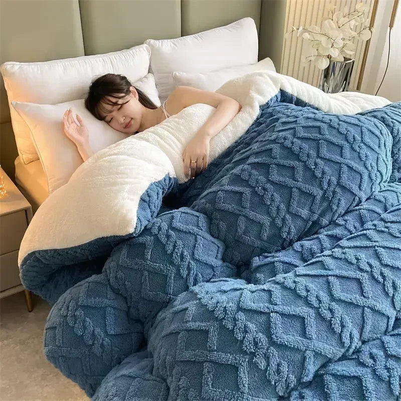 Thick Plush Bed Blanket – Faux Lamb Fleece Winter Comfort