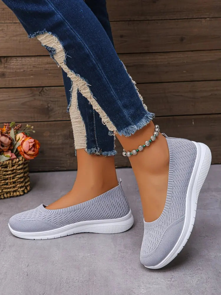 Women's Soft Sole Comfortable Sneakers – Lightweight Summer 2026 Shoes