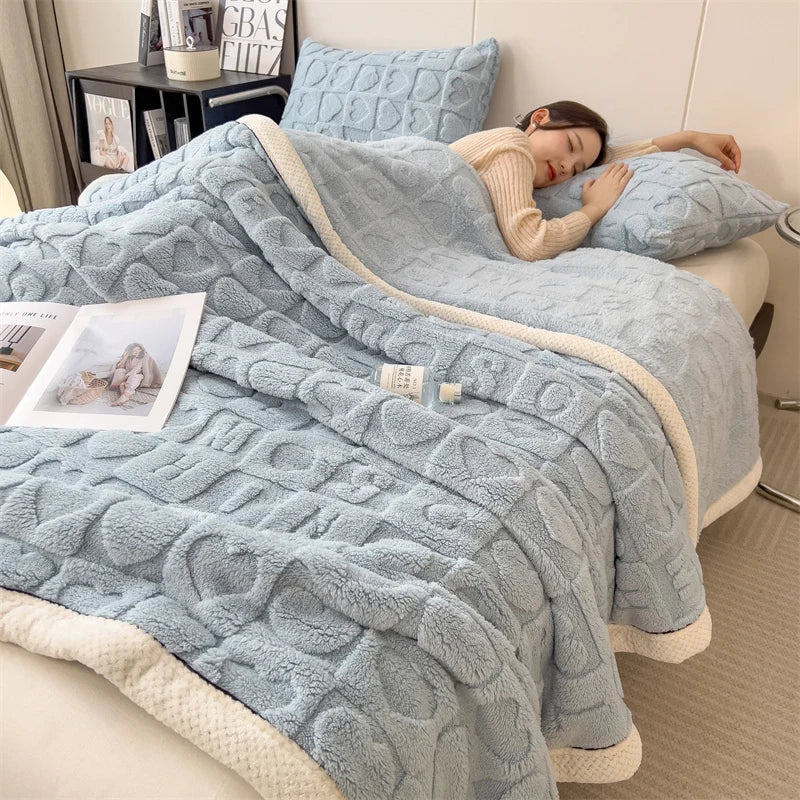 Heart Pattern Fleece Blanket – Cozy Throw & Bedding Sets