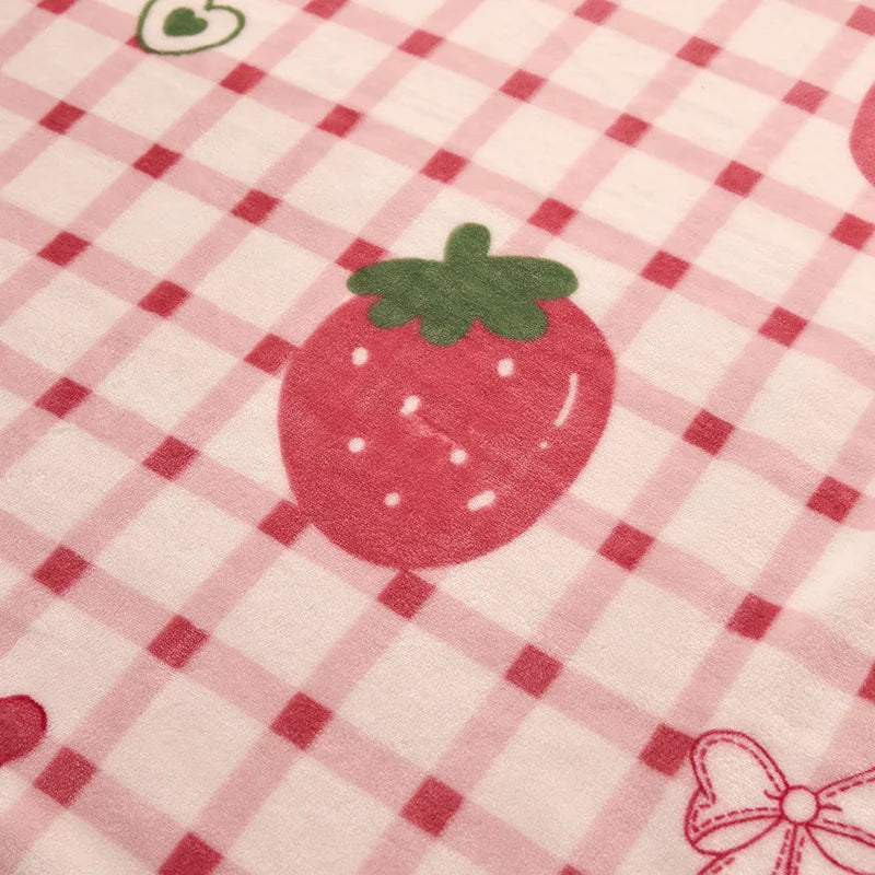 Strawberry Flannel Blanket – Soft Fuzzy Fleece Plush Throw for Girls, Bed, Sofa & Nap