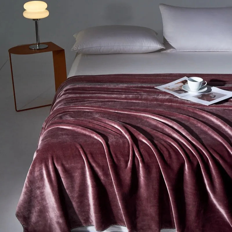 New Shell Edge Milk Velvet Blanket European Solid Color Flannel Warm Blankets Silky Multifunctional Bedspreads for All Seasons