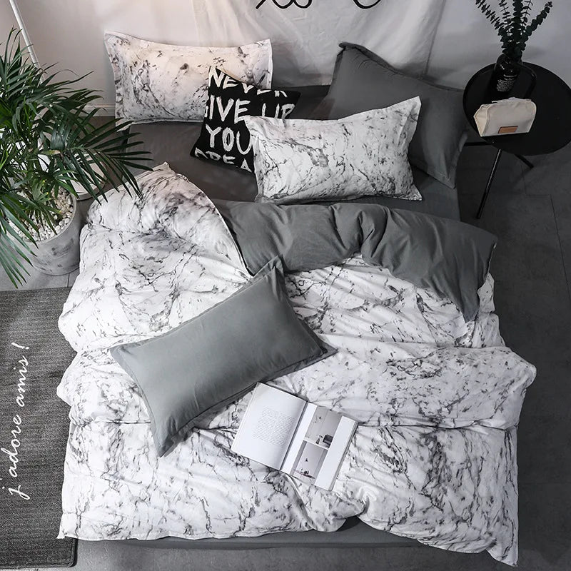 Black & White Duvet Cover Set – 200TC 3-Piece Bedding with 2 Pillowcases, 10 Sizes