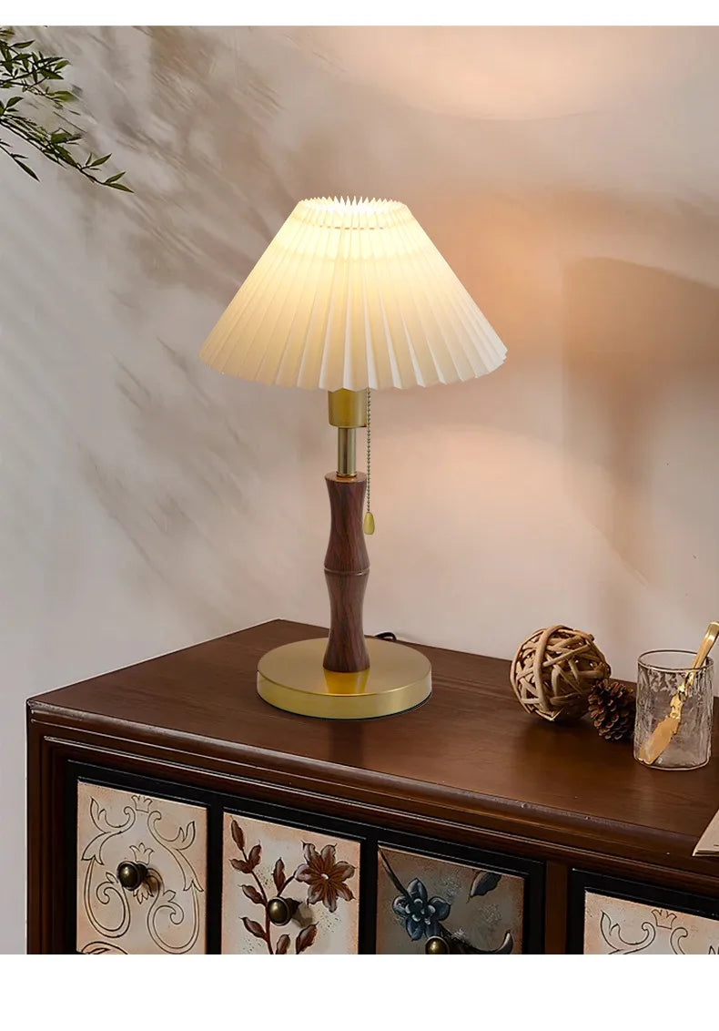 Pleated Shade Lamp – Retro Floor & Table Options