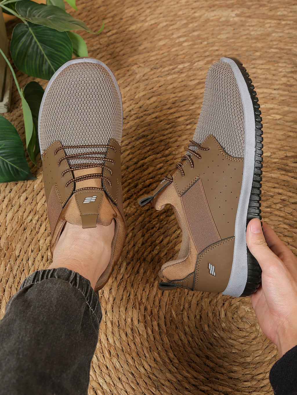Men's Low-Top Fashion Sports Shoes — Walking & Running
