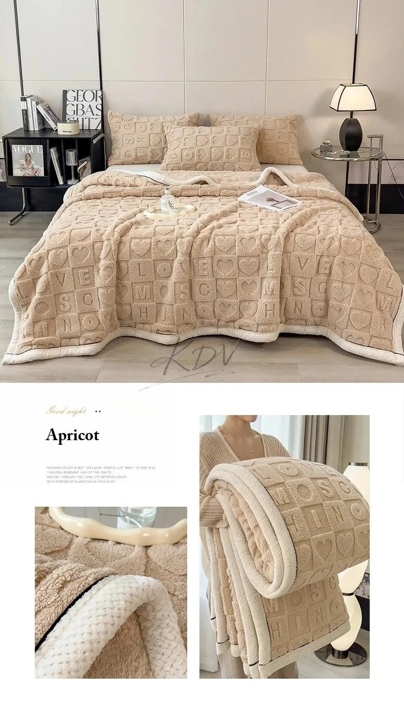Heart Pattern Fleece Blanket – Cozy Throw & Bedding Sets