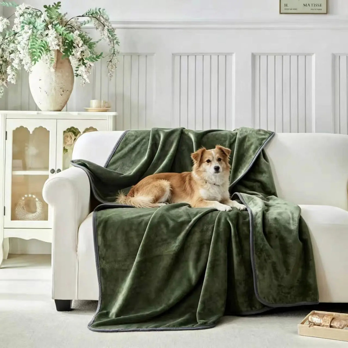 Waterproof Throw Blanket – Reversible Bed & Sofa Cover
