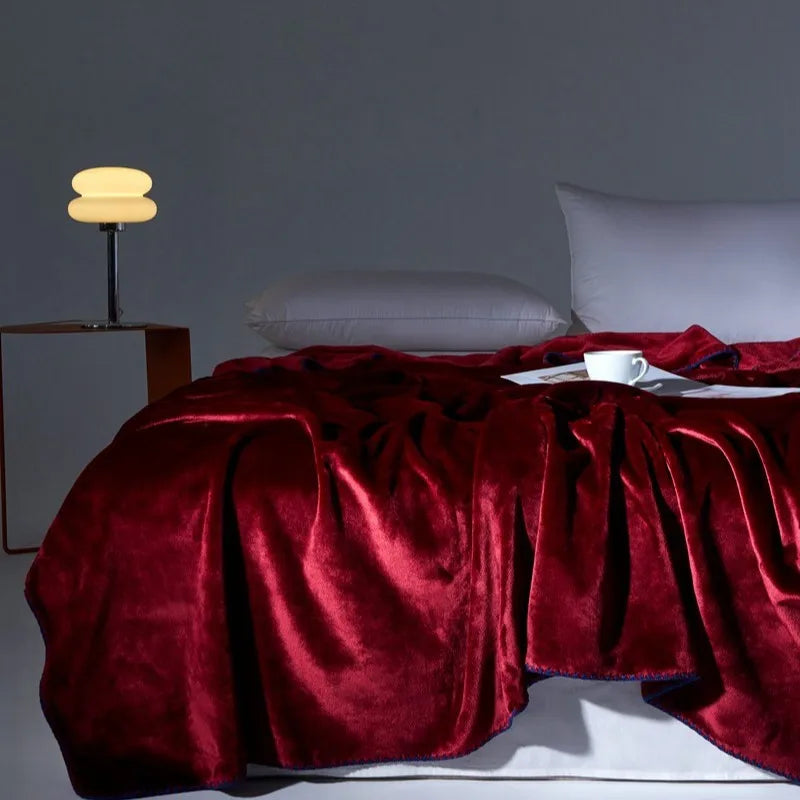 New Shell Edge Milk Velvet Blanket European Solid Color Flannel Warm Blankets Silky Multifunctional Bedspreads for All Seasons