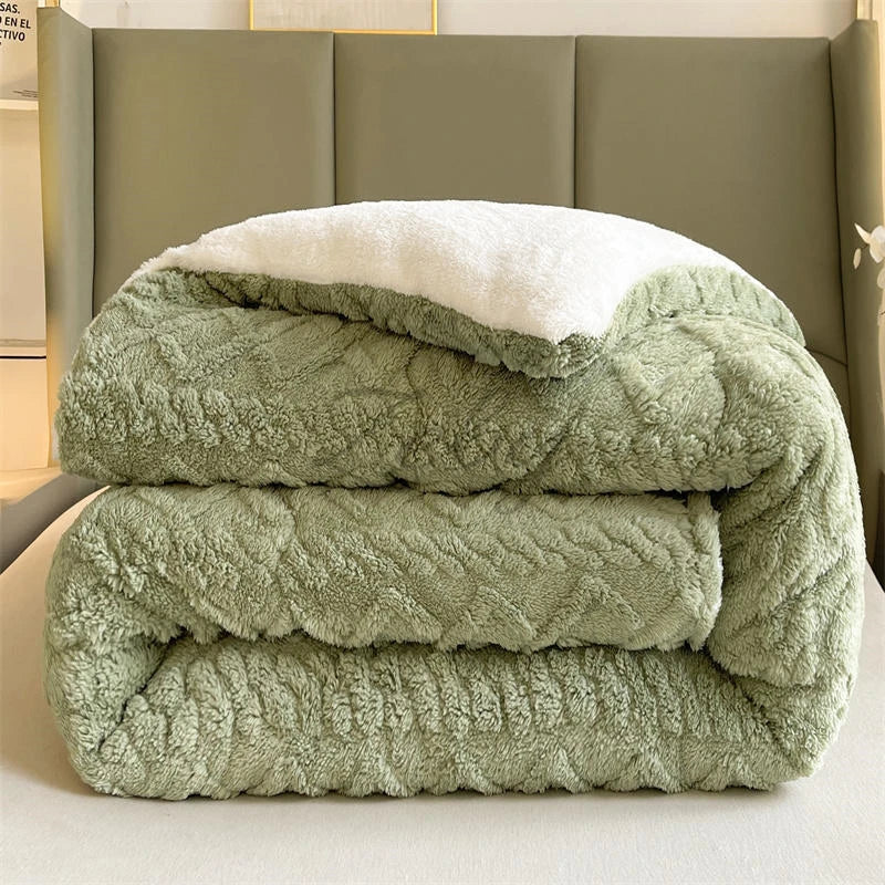 Thick Plush Bed Blanket – Faux Lamb Fleece Winter Comfort