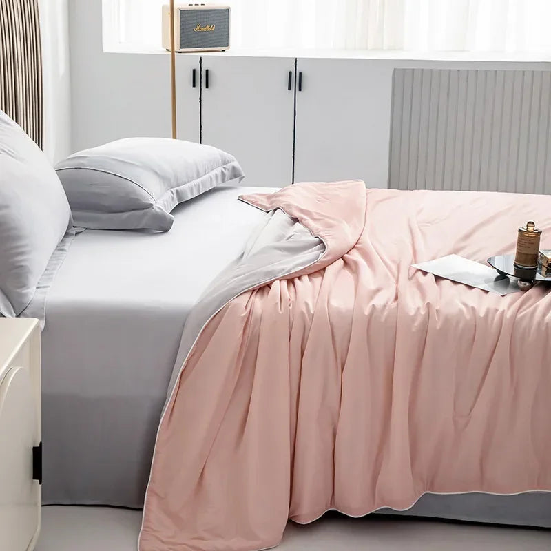 Ice Silk Cooling Blanket – Lightweight Smooth Summer Comforter, Twin & King, Air Condition Quilt