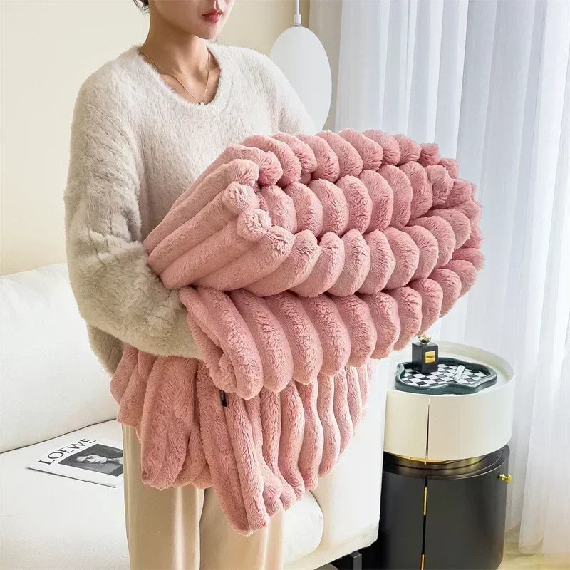 Faux Rabbit Fur Blanket – Plush Throw & Bedding Set Options
