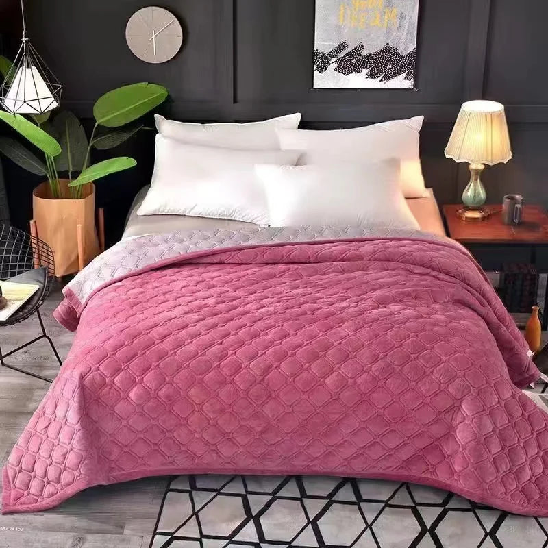 Velvet Quilted Bed Cover Blanket – Solid Color Anti-Slip Bedspread, King & Queen, 270x230cm
