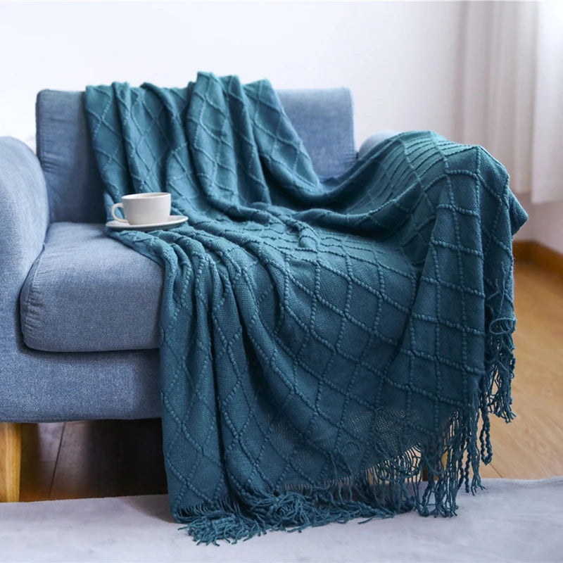 Knitted Acrylic Throw Blanket with Tassels – Chunky Farmhouse Style, 28 Colors & 2 Sizes