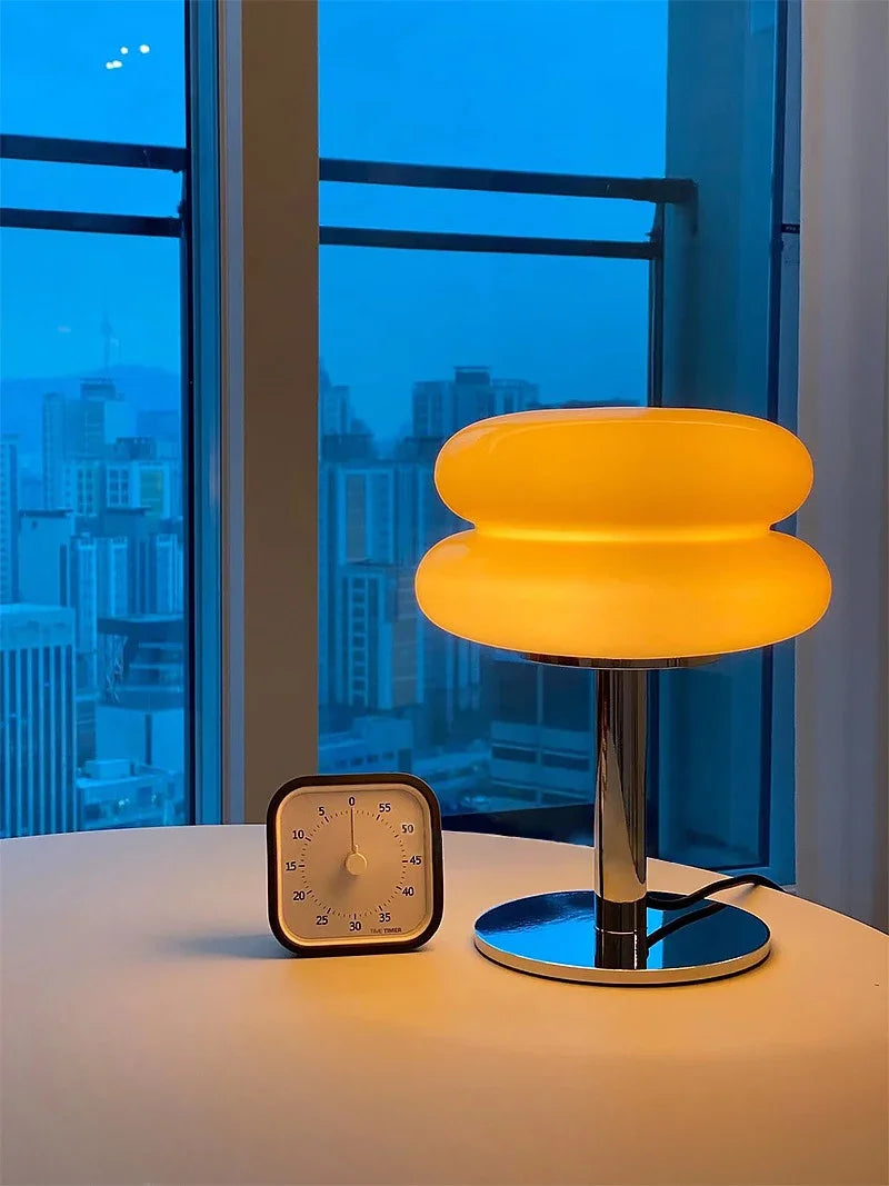 Dimmable USB Table Lamp – Three Light Colors