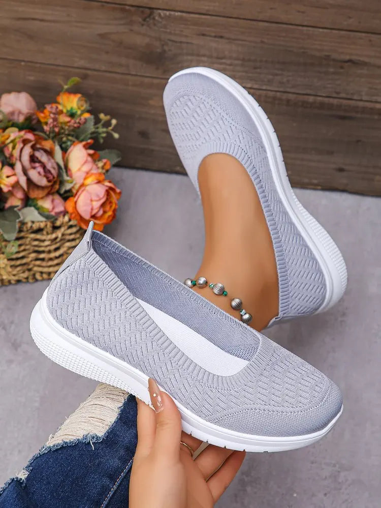 Women's Soft Sole Comfortable Sneakers – Lightweight Summer 2026 Shoes