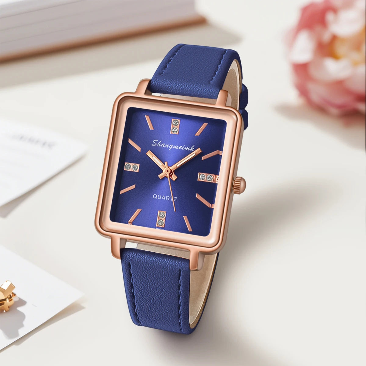 Minimalist Women's PU Leather Quartz Wrist Watch