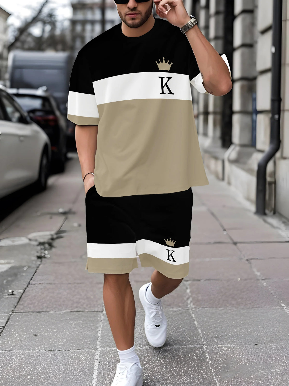 Men's Graffiti Doll Print Crew Neck Short Sleeve & Shorts Loose 2-Piece Set – Trendy Sport