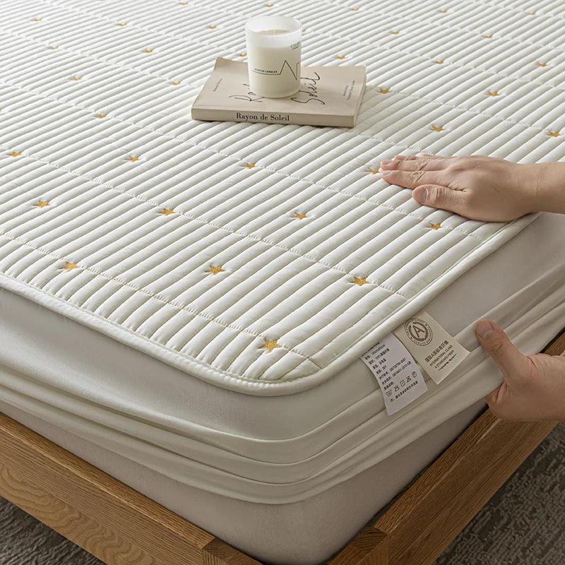 Waterproof Thickened Mattress Pad Protector – Embroidered Breathable Fitted Bed Cover, 140–180x200cm