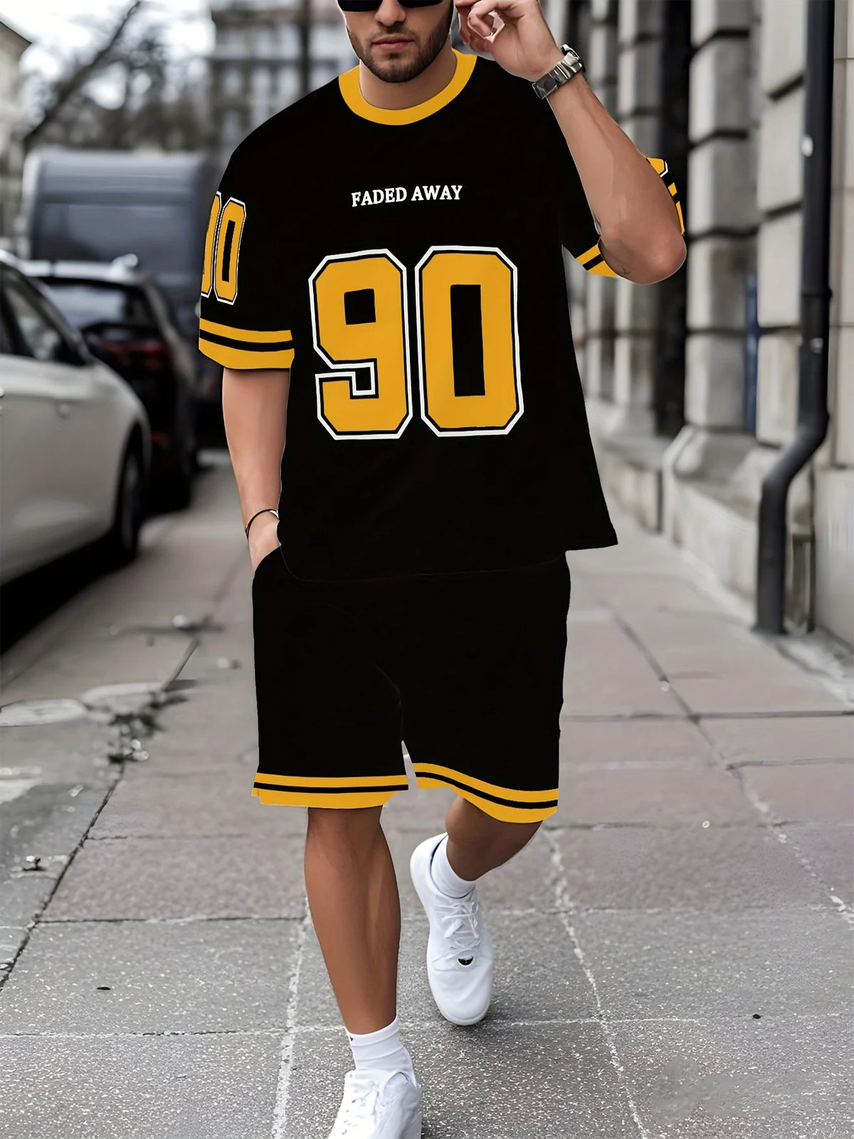 Men's Graffiti Doll Print Crew Neck Short Sleeve & Shorts Loose 2-Piece Set – Trendy Sport