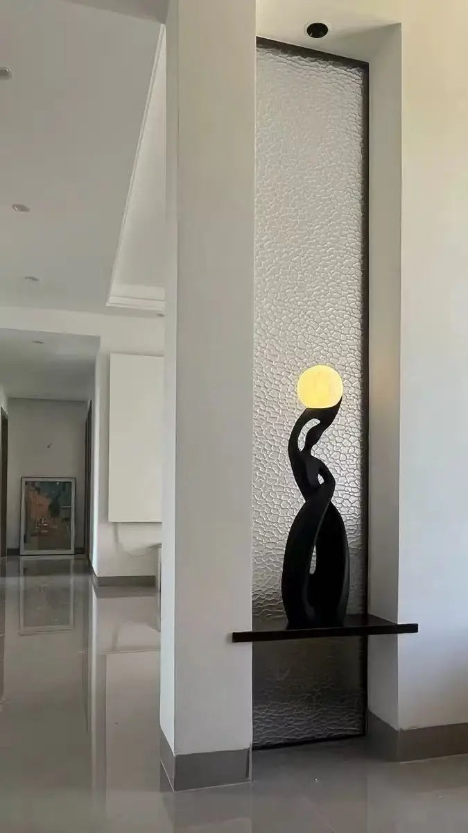 Sculptural Floor Lamp – 82 cm Black or Black-Gold