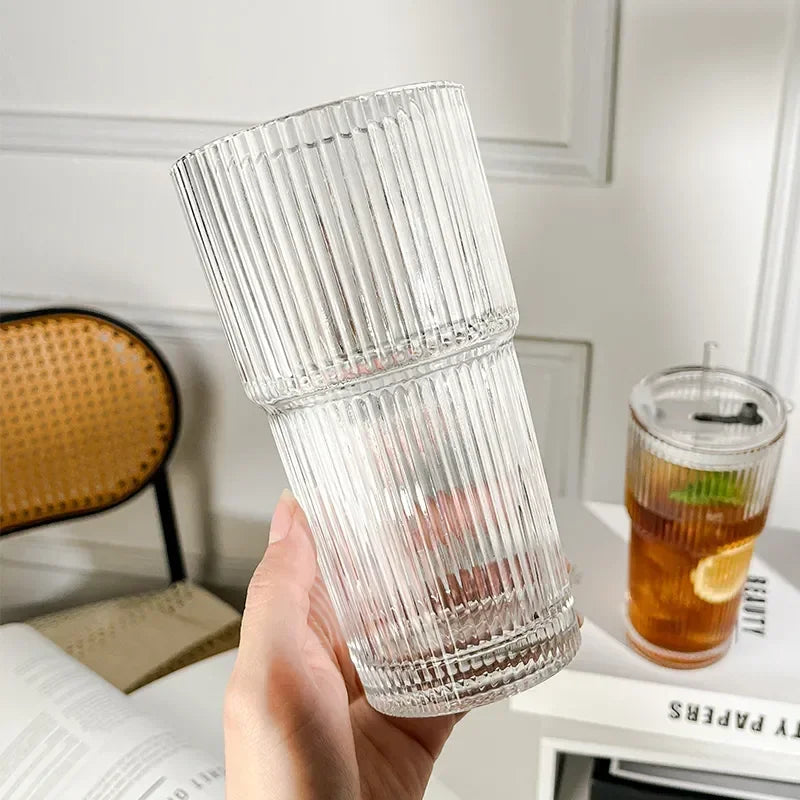 600ml Striped Borosilicate Glass Cup with Lid & Straw – Clear Iced Coffee & Smoothie Glass, CE Certified