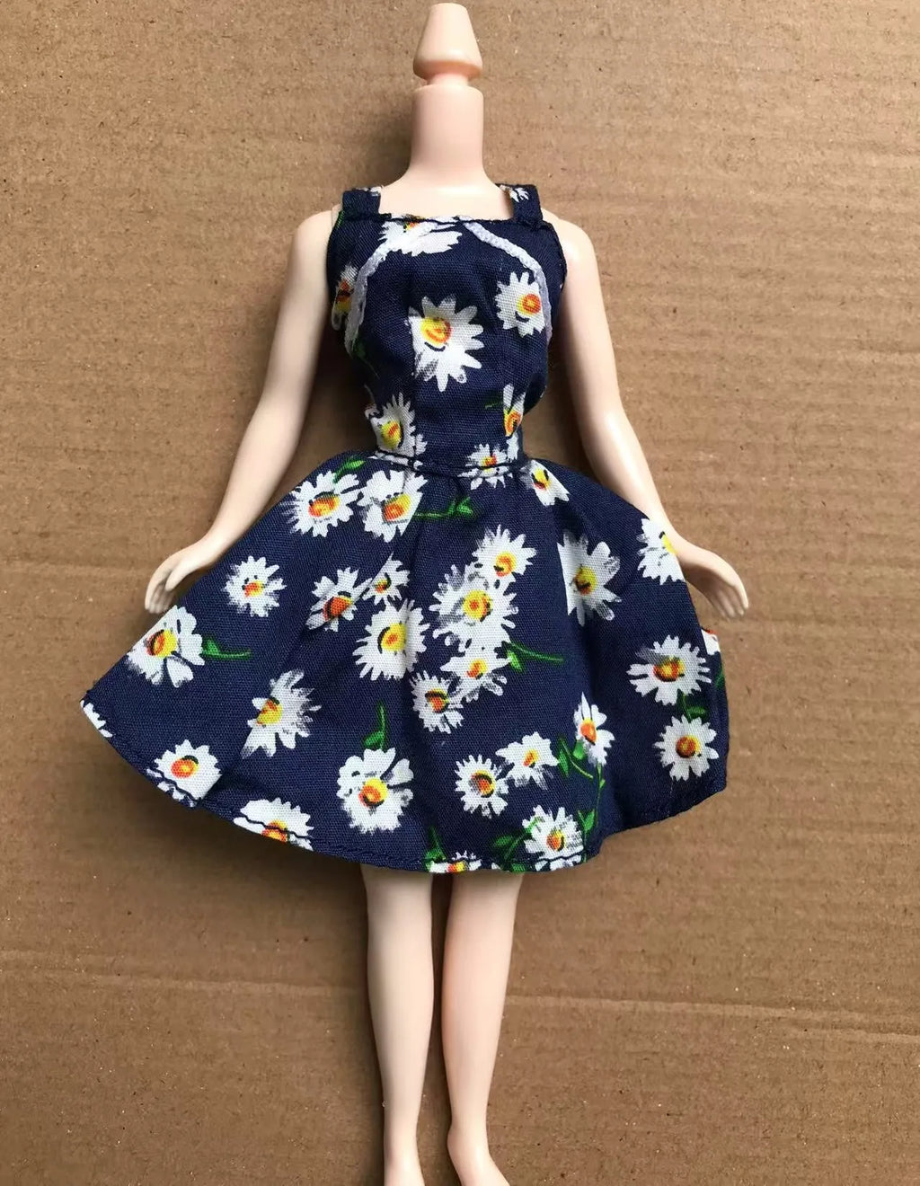 1/6 Scale Luxury Doll Dress — Fashion Clothes for Blythe, Jenny & Licca Dolls