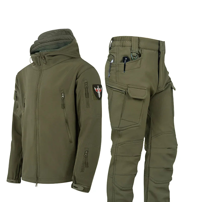 Men's Camouflage Tactical Set – Waterproof Softshell Fleece Jacket & Cargo Pants