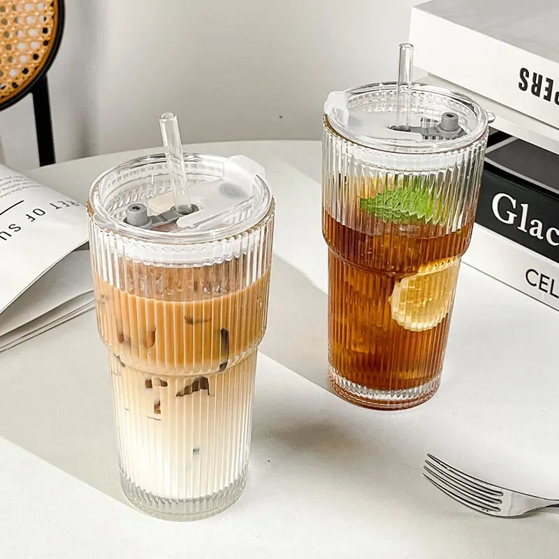 600ml Striped Borosilicate Glass Cup with Lid & Straw – Clear Iced Coffee & Smoothie Glass, CE Certified