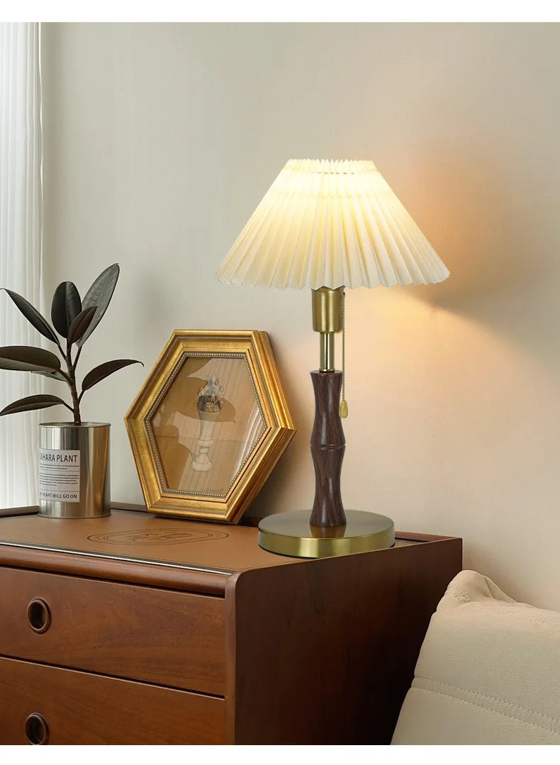 Pleated Shade Lamp – Retro Floor & Table Options