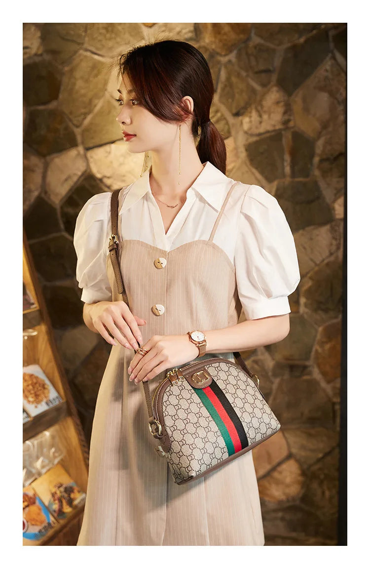 Retro Mini Shell Crossbody Bag – Urban Minimalist PVC Shoulder Bag for Women
