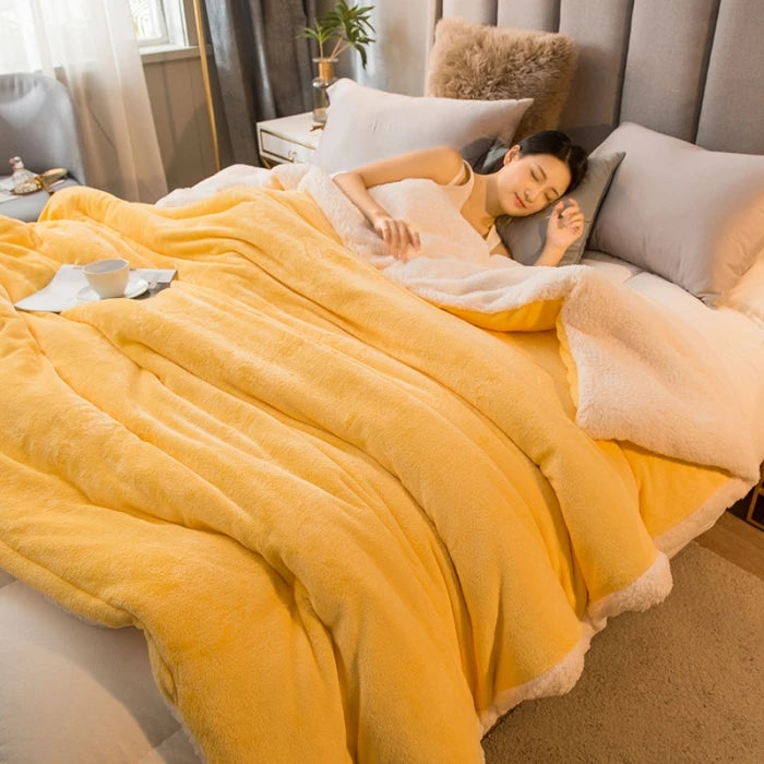Wool Throw Blanket – Double-Sided Warm Winter Bed Blanket & Sofa Cover, Camping & Queen