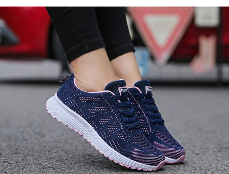 Women’s Casual Mesh Flat Sneakers — Breathable Lightweight Walking Shoes