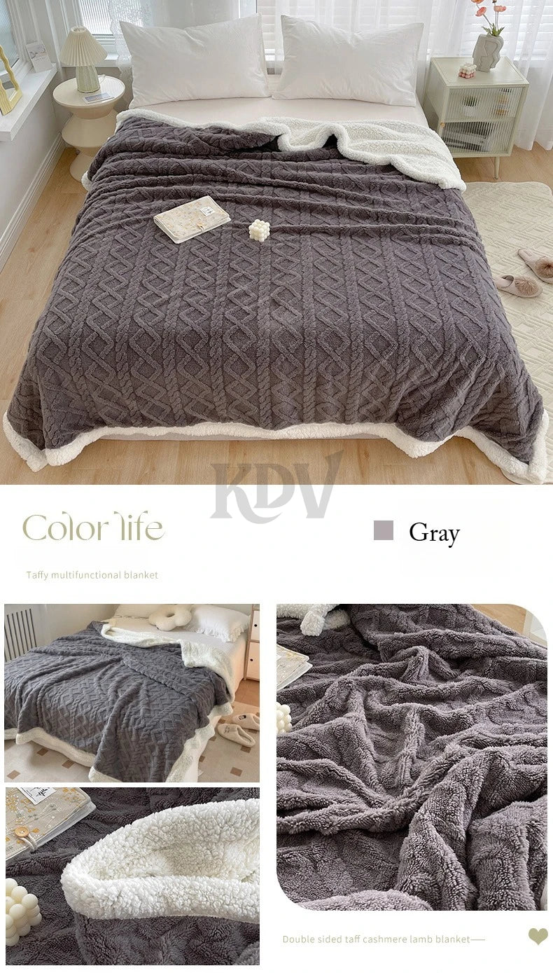Double-Layer Fleece Blanket – Plush Sofa & Bed Comfort