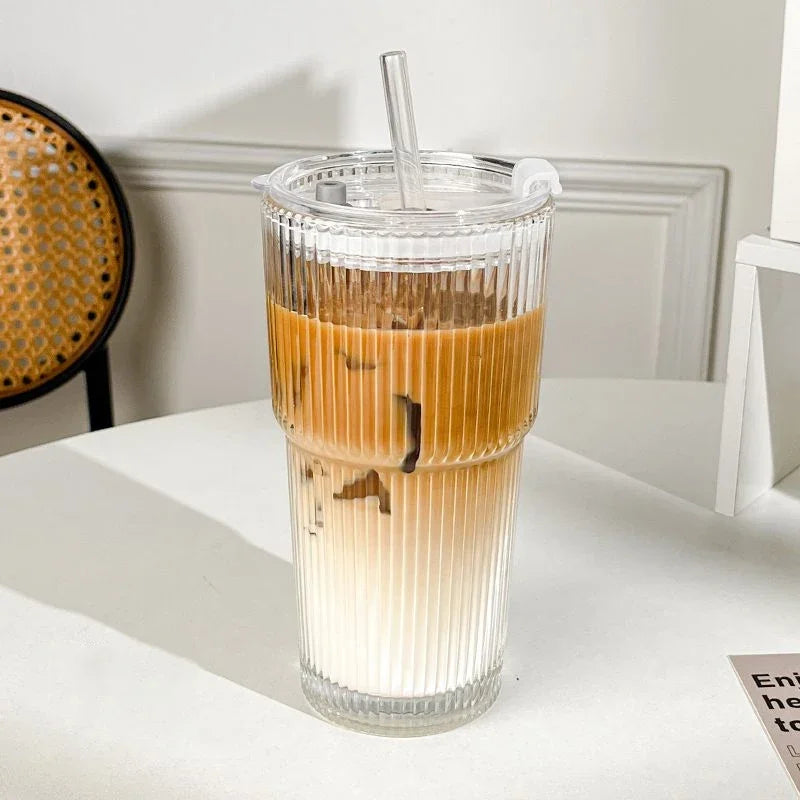 600ml Striped Borosilicate Glass Cup with Lid & Straw – Clear Iced Coffee & Smoothie Glass, CE Certified
