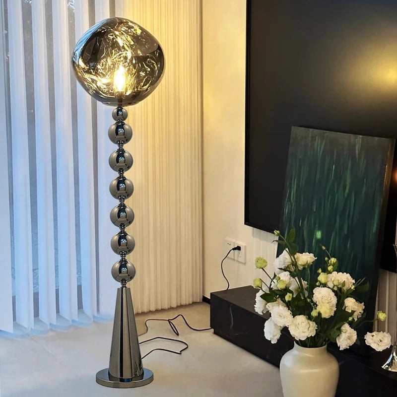 LED Floor Lamp – 150 cm Black or Silver