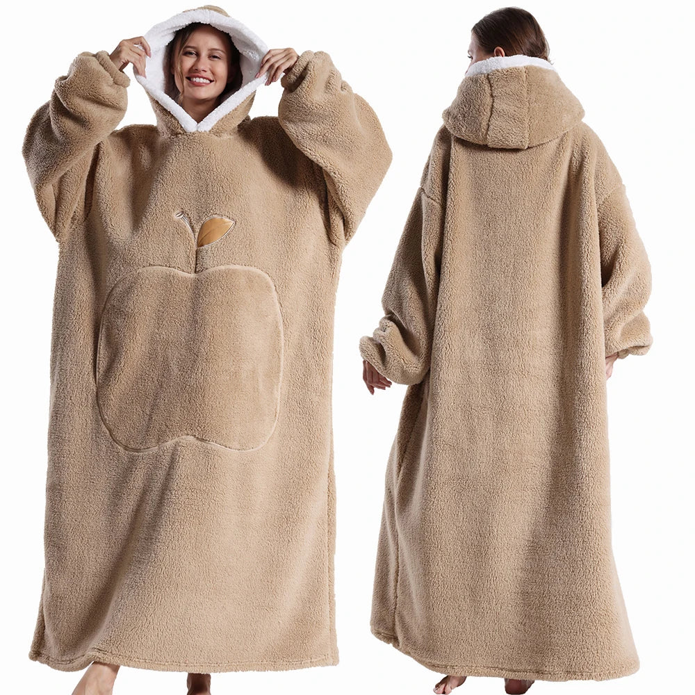 Wearable Hooded Blanket – Long Fleece Comfort with Sleeves