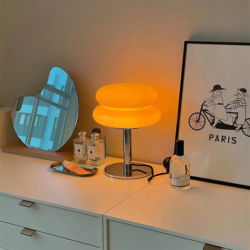 Dimmable USB Table Lamp – Three Light Colors
