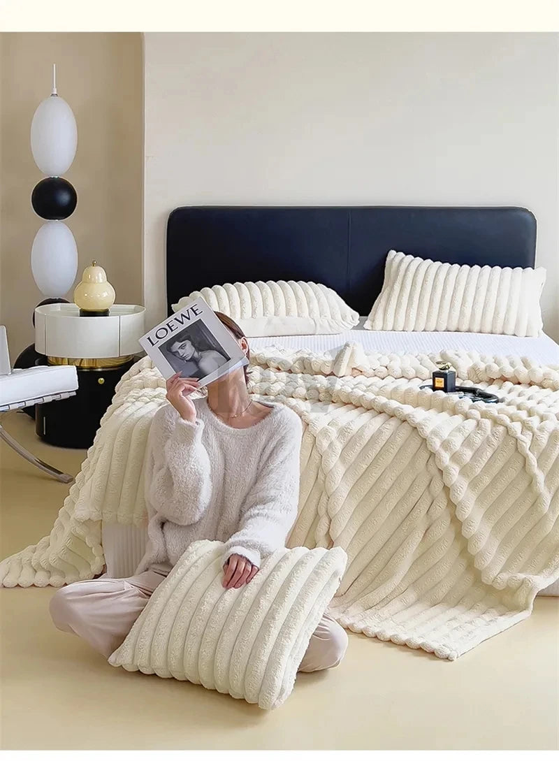 Faux Rabbit Fur Blanket – Plush Throw & Bedding Set Options