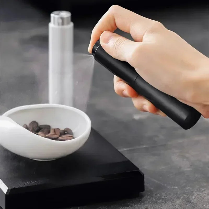 Coffee Beans Dosing Cup with Spray Humidifier — Anti-Static Espresso Grinder Accessory