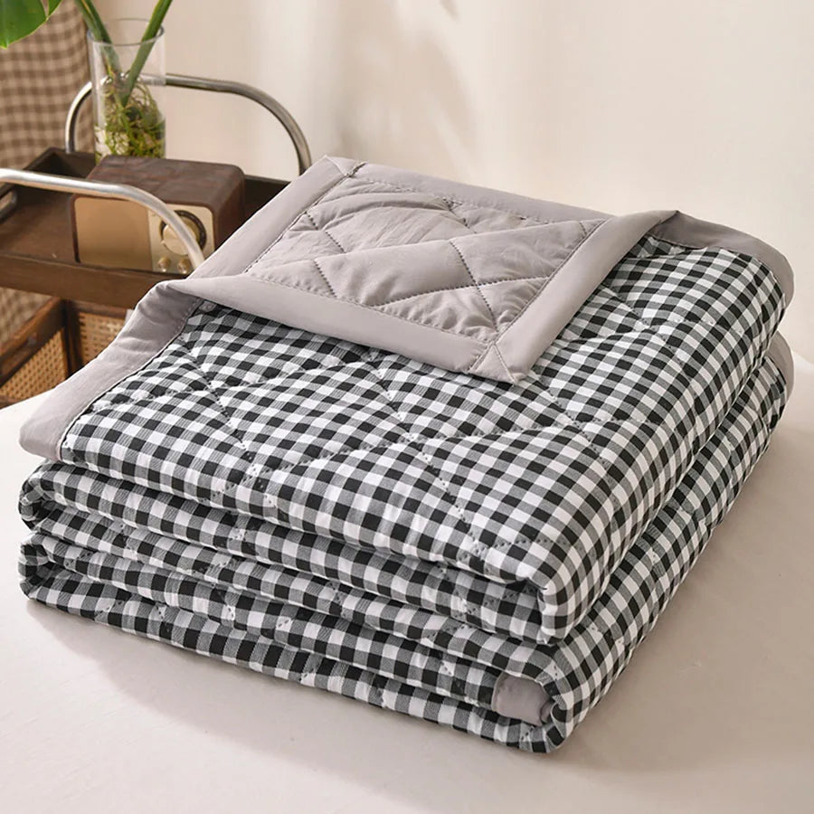 Summer Thin Comforter – Soft Air-Conditioned Quilt, Machine Washable, Single to Double