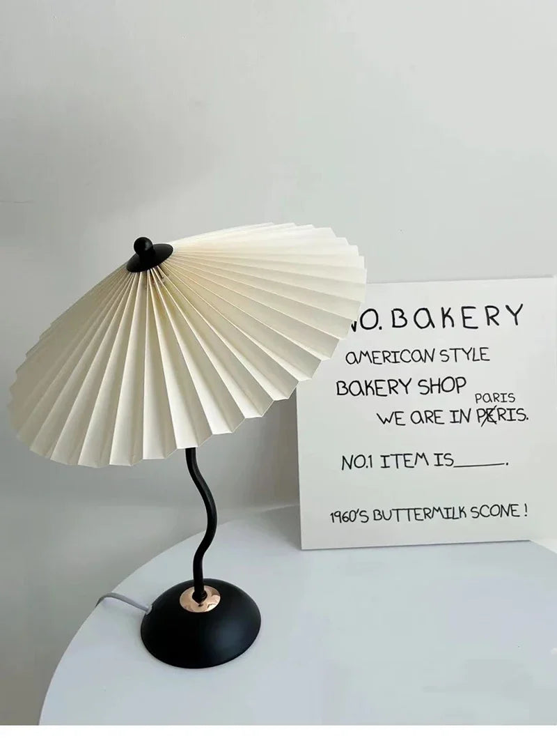 Retro LED Table Lamp – White Shade & Black Base