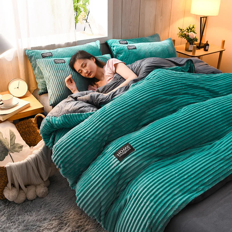 Thick Velvet Duvet Cover Set – Warm Solid Color 3-Piece Bedding, 12 Colors & 4 Sizes