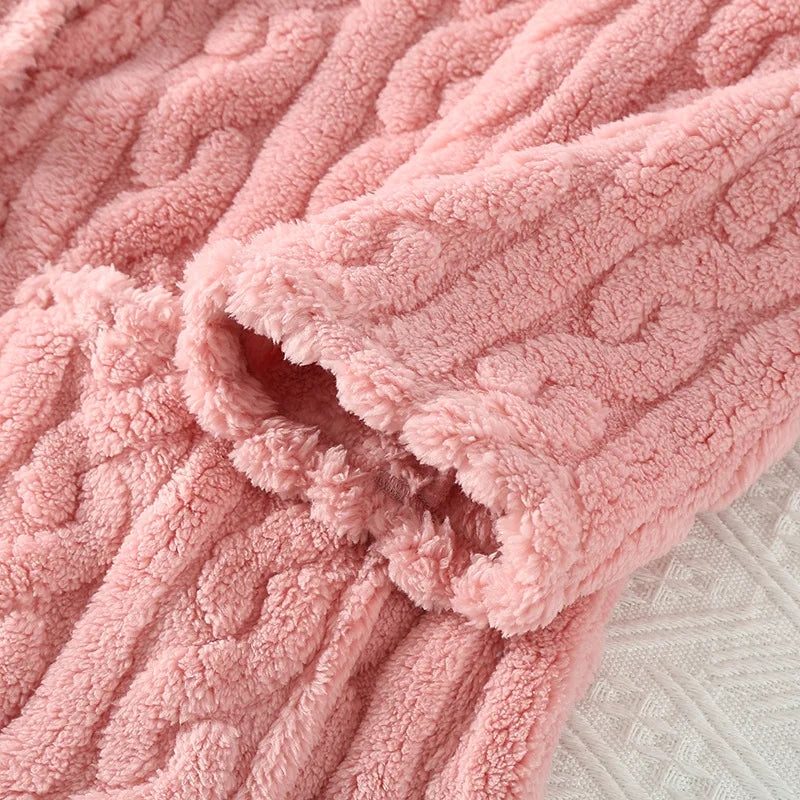 Women's Warm Flannel Bathrobe | Soft Long-Sleeve Fleece Dressing Gown