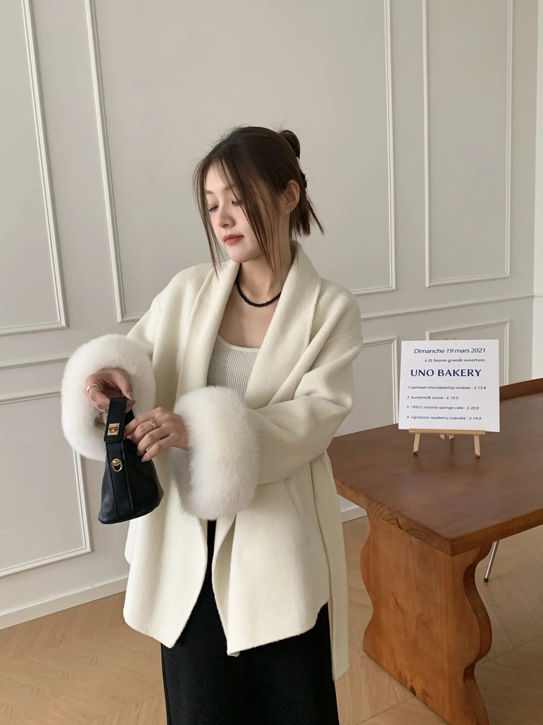 Women's Short Lace-Up Cashmere Wool Coat – Slim Lapel Autumn Winter Outerwear